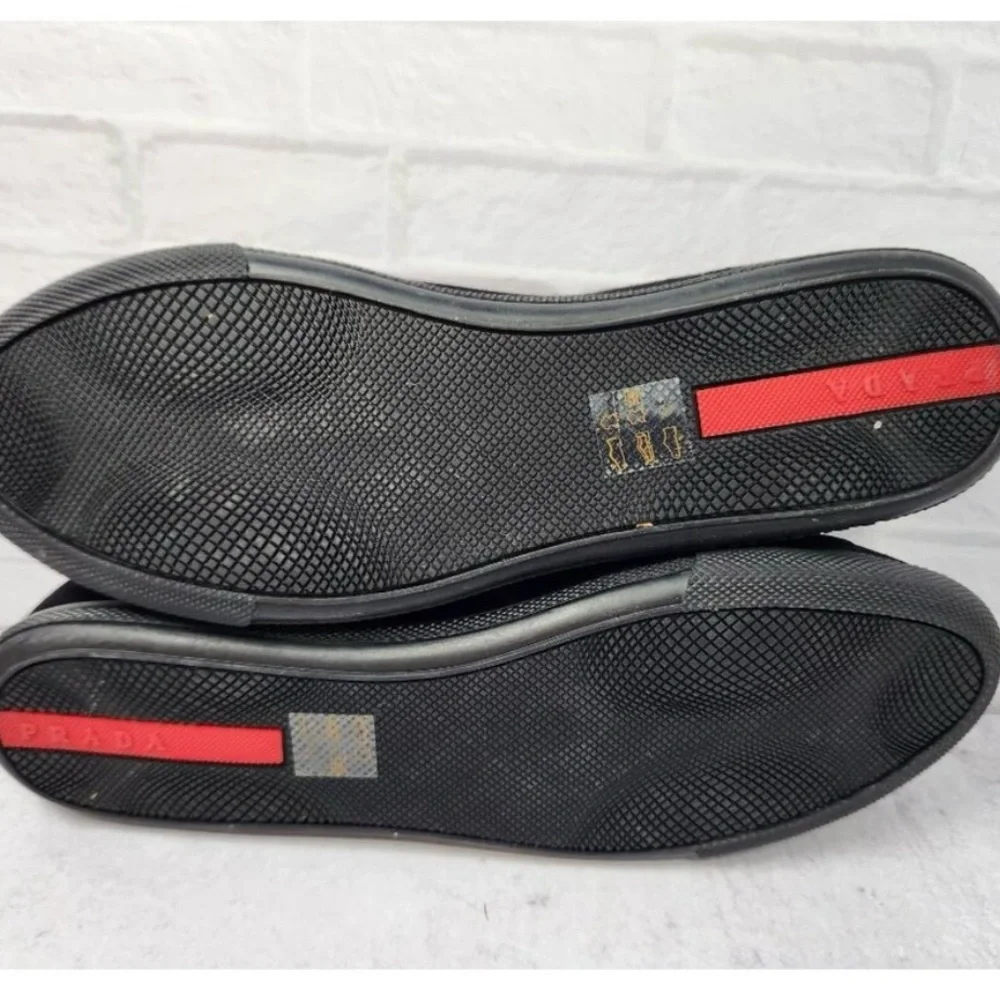 Vintage Prada Black Sneakers with Suede Upper & Low-Top Design - minor wear - Picture 5 of 6